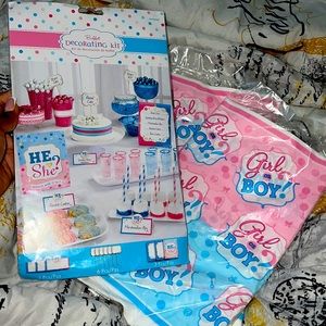 Gender reveal decorations